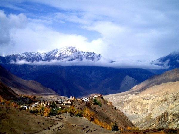Le village de Jharkot, vu depuis Muktinath