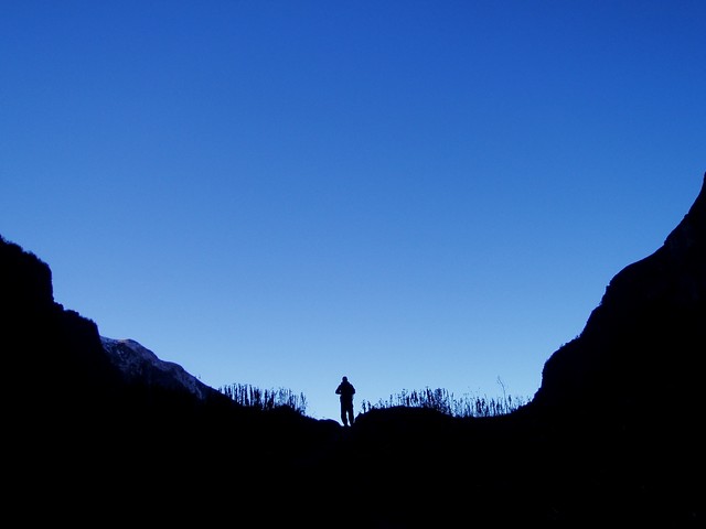 Tour des Annapurnas : Deurali   Annapurna Base Camp trekker ombre chinoise annapurna base camp nepal