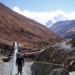 Nepal trekking pictures pont suspendu laddar nepal 150x150